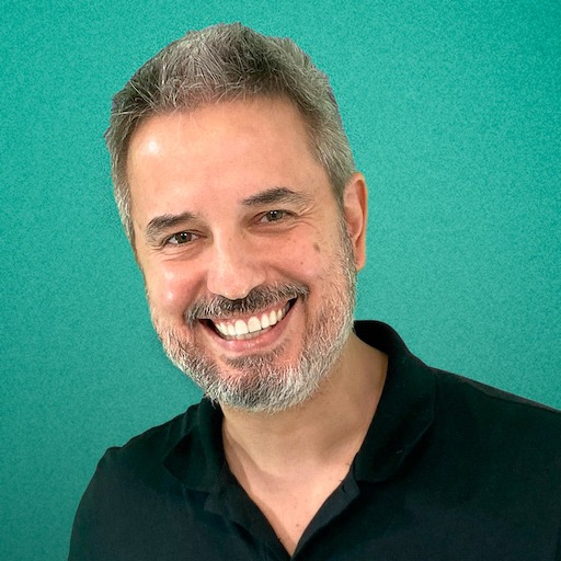 Professor Gustavo Reis